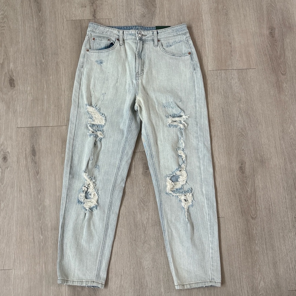 NWT Wild Fable high-rise Mom jeans size 8